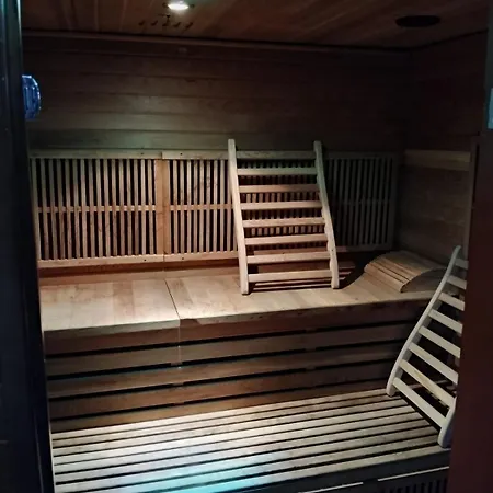 Grenouille, 4 Couchages, Acces Et Sauna Chalet *